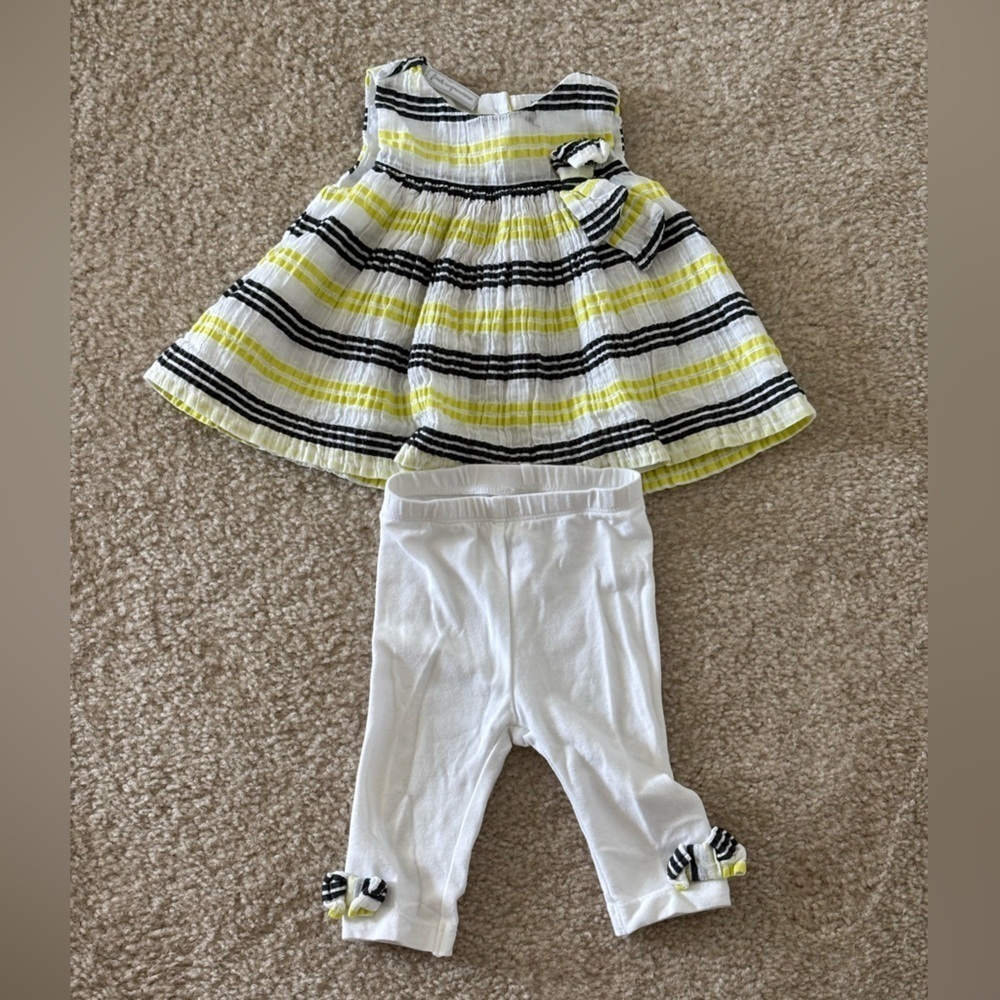 LOT 0-3 Mos. Baby Girl Dresses with bottoms - Picture 4 of 9